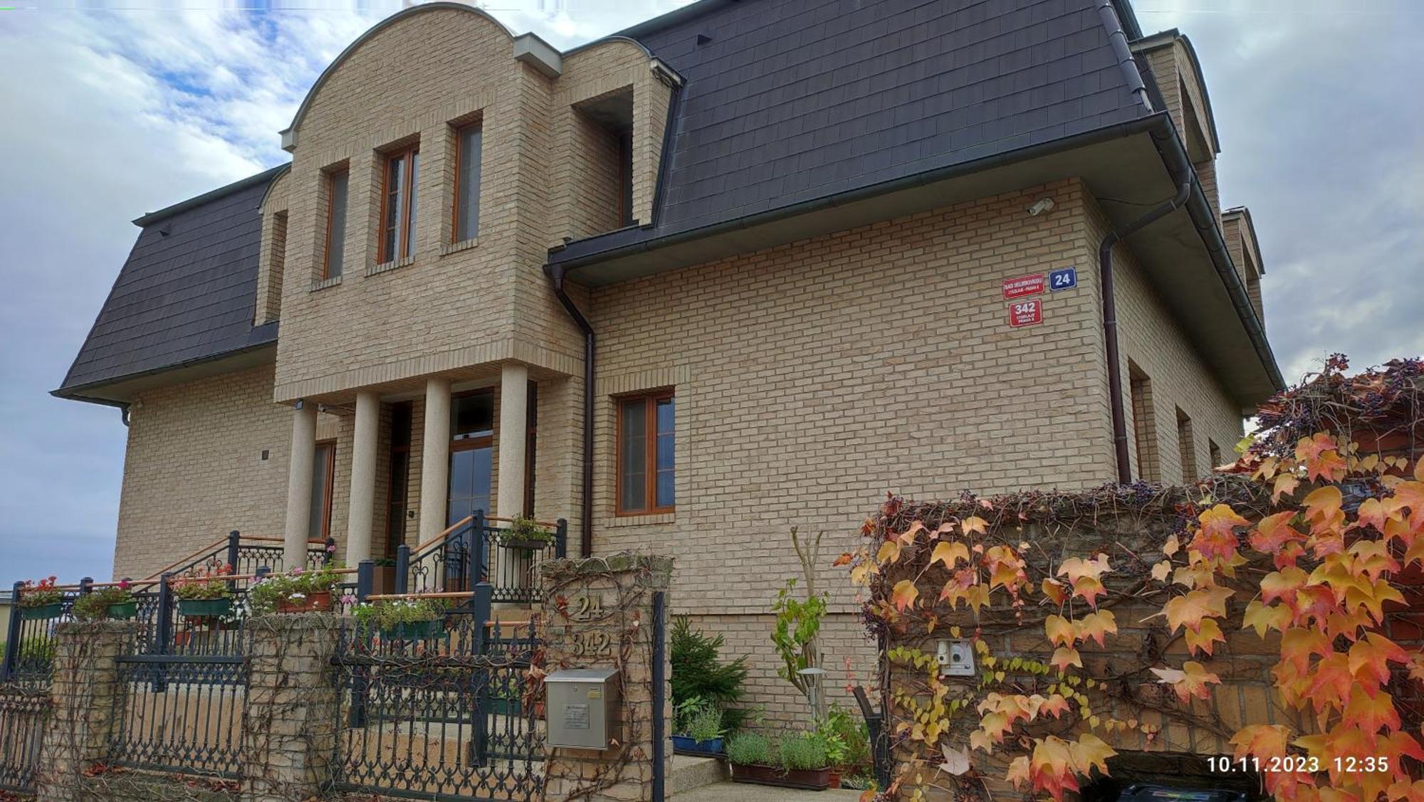 Villa Homestay Nad Helmrovkou Prague Exterior photo